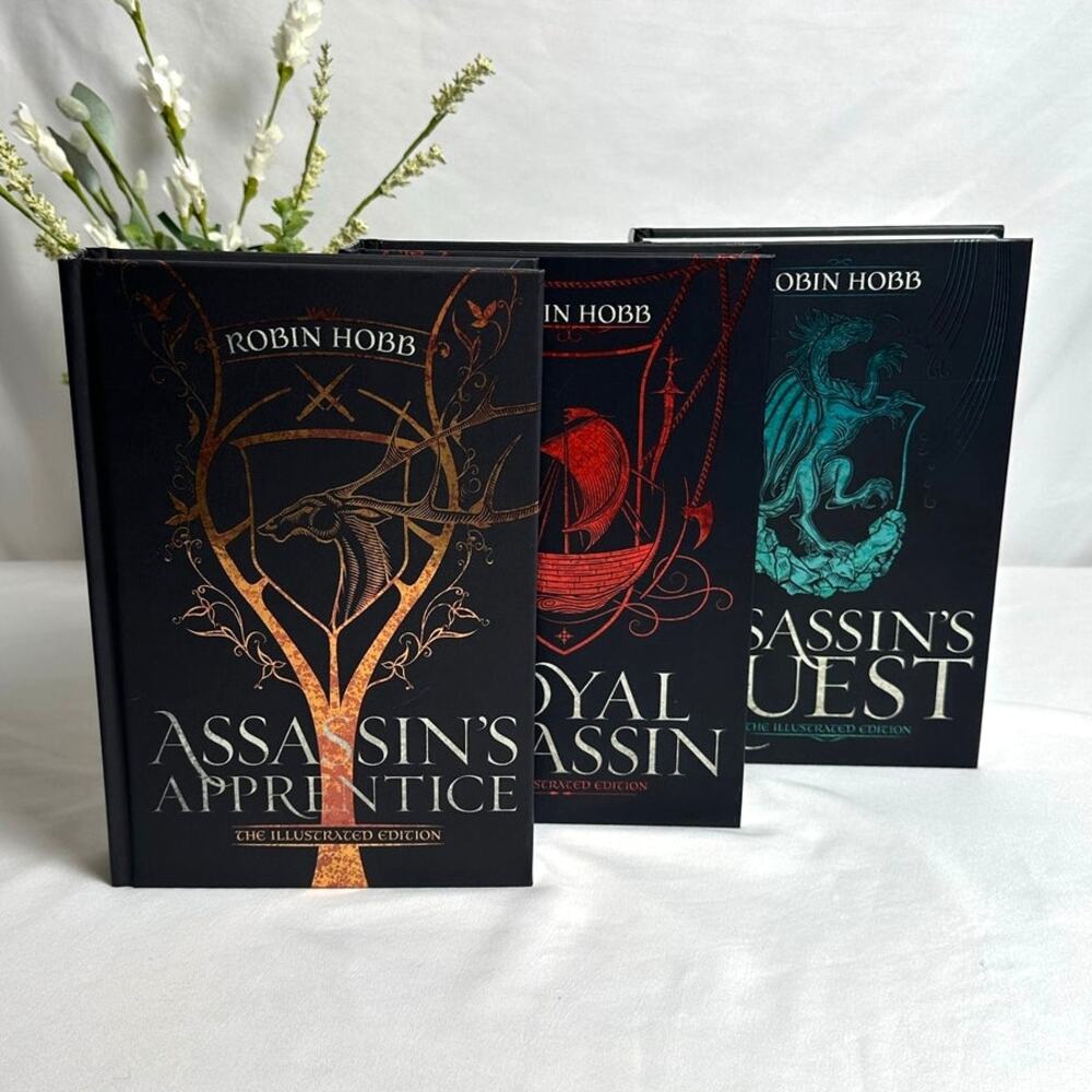 Robin Hobb Farseer Trilogy Books 1-3 Illustrated Edition Hardcover 3 Book Set